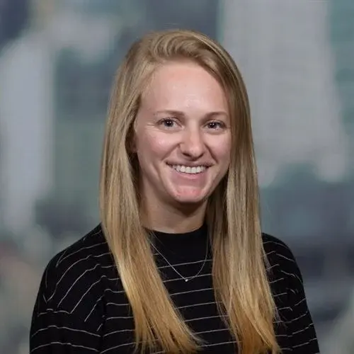 Headshot - Courtney Schatt (1)