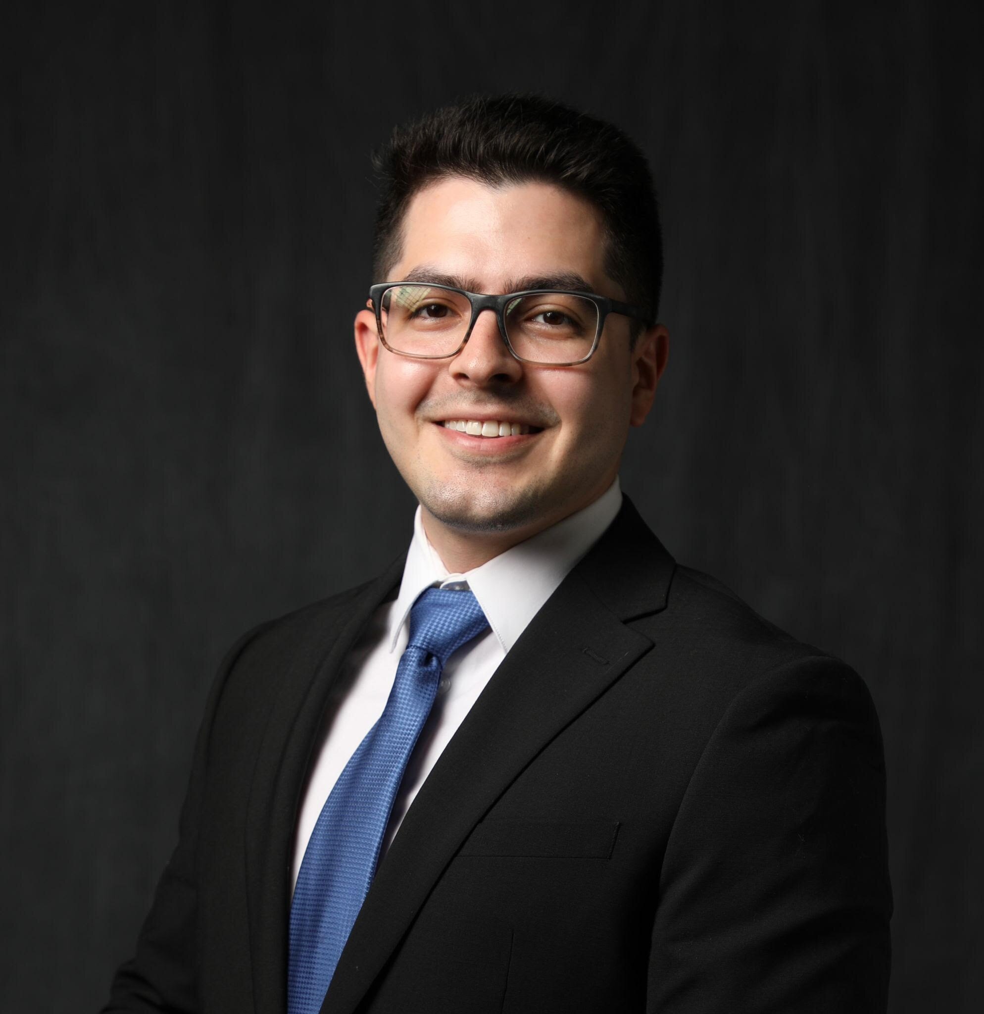 Headshot - Mario Gaviria